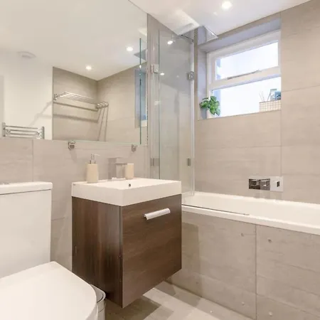 Modern Flat In The Heart Of West London Apartment Exterior photo